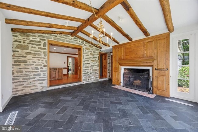 1024 N Spring Mill Rd in Villanova, PA - Building Photo - Building Photo