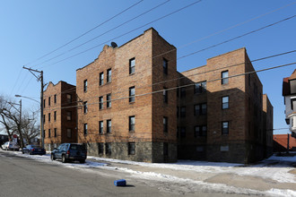 Granada Apartments in Philadelphia, PA - Building Photo - Building Photo