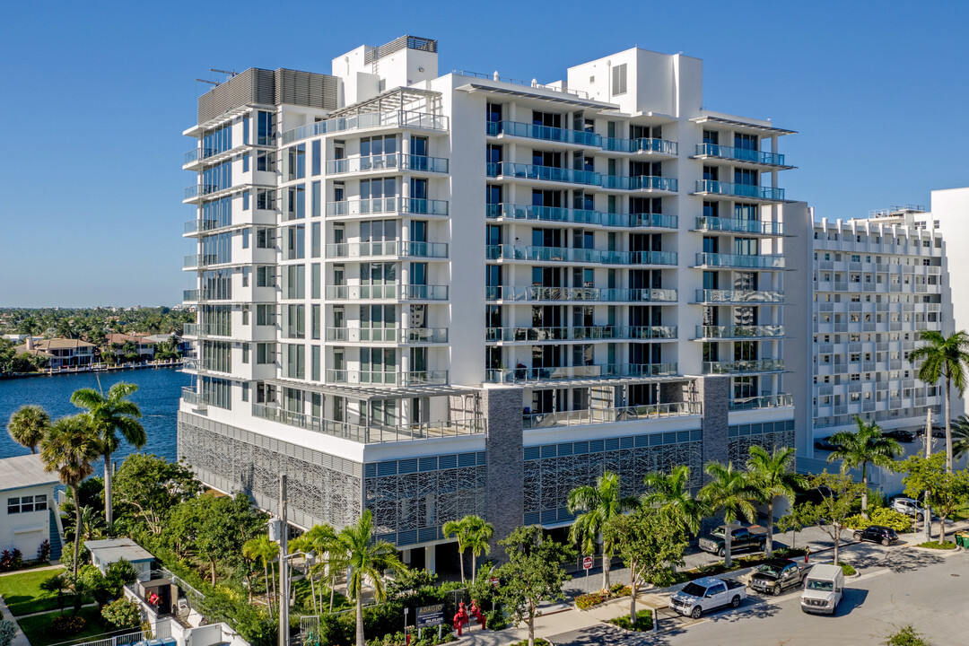 Adagio in Fort Lauderdale, FL - Building Photo