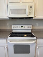 1239 Collegian Terrace in Winston-Salem, NC - Building Photo - Building Photo