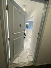 1465 NE 123rd St in North Miami, FL - Building Photo - Building Photo