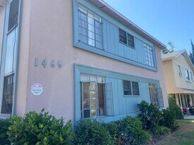 1466 S Sherbourne Dr in Los Angeles, CA - Building Photo