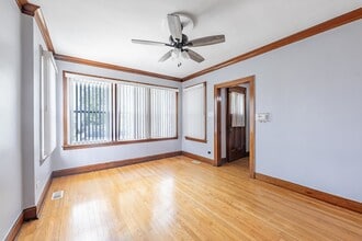 6141 S Kilbourn Ave in Chicago, IL - Building Photo - Building Photo