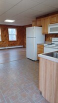 39 Stagecoach Rd, Unit 39B in Unity, ME - Building Photo