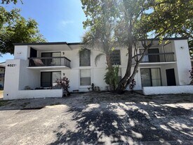 4021 N University Dr