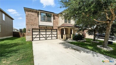 208 Gatewood Clf in Cibolo, TX - Building Photo - Building Photo