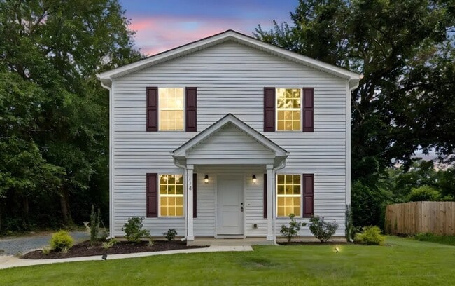 116 Phillips St in Fayetteville, NC - Foto de edificio - Building Photo