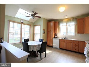 26 Tree Swallow Dr in Princeton, NJ - Building Photo - Building Photo