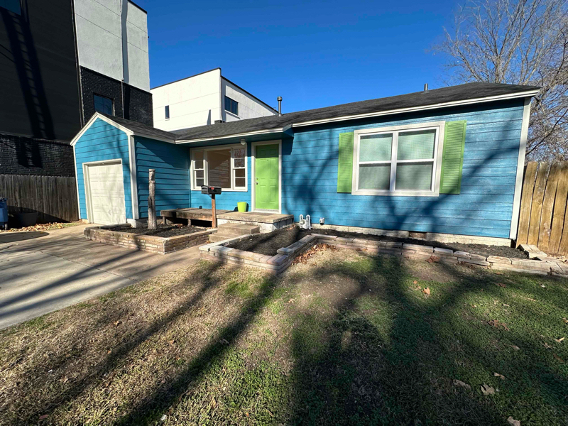 113 E 38th Pl in Tulsa, OK - Building Photo