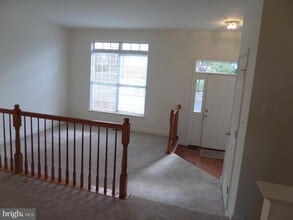 836 Linfield Terrace NE in Leesburg, VA - Foto de edificio - Building Photo