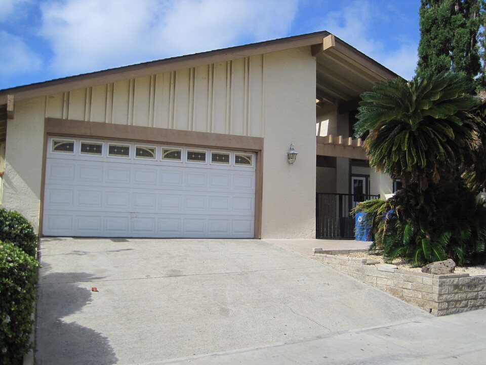 7777 Waikapu Loop in Honolulu, HI - Building Photo