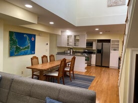 74 Georgia St, Unit 2 in Boston, MA - Building Photo