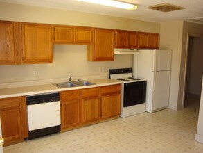 1311 N Church St, Unit E in Jonesboro, AR - Building Photo - Building Photo