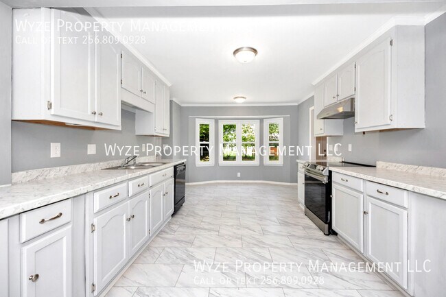 118 Sweetwater Dr in Hazel Green, AL - Building Photo - Building Photo