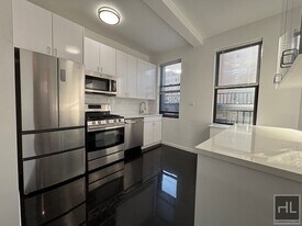 WEST 68 STREET, Unit PHE in New York, NY - Building Photo