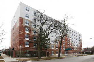 The Linden House at St. Elizabeth's in Chicago, IL - Building Photo - Building Photo