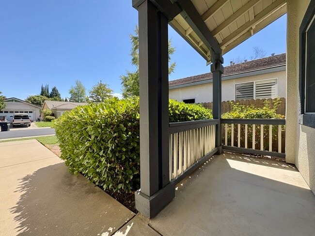 1121 Corfield Dr in Roseville, CA - Building Photo - Building Photo