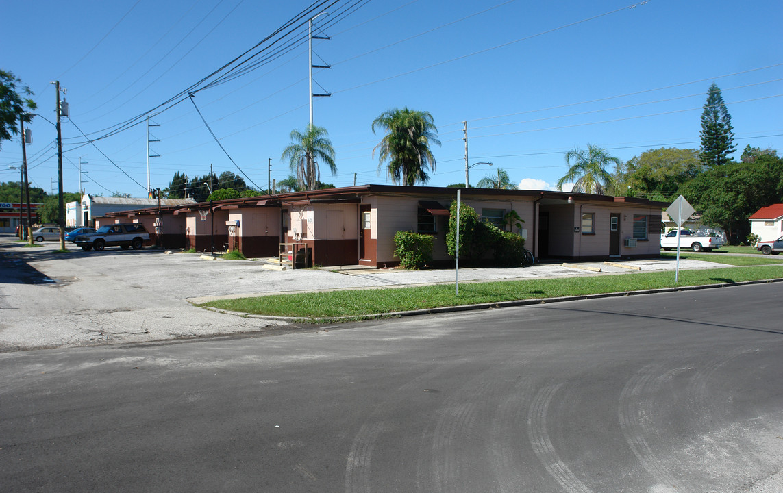 3835 28th St N in St. Petersburg, FL - Building Photo