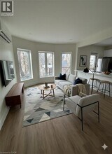 259 John St S in Hamilton, ON - Building Photo - Building Photo