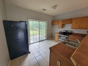6095 E Lamar St in Bay St. Louis, MS - Building Photo - Building Photo