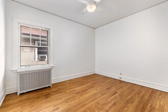 1003 Beloit Ave, Unit B in Forest Park, IL - Building Photo - Building Photo