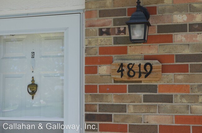4819 Meadow Lark Ln in Columbia, MO - Foto de edificio - Building Photo