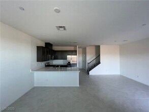 508 Ylang Pl in Henderson, NV - Building Photo - Building Photo