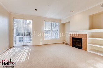 2824 NW Kennedy Ct in Portland, OR - Building Photo - Building Photo