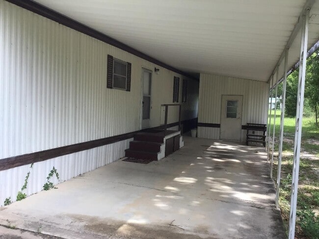 230 Elm St in Hawthorne, FL - Building Photo - Building Photo