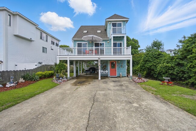 property at 701 Vanderbilt Ave
