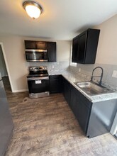 118-118 S Main St, Unit 118 A in Glassboro, NJ - Foto de edificio - Building Photo