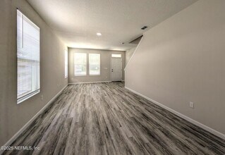 2532 N Davis St in Jacksonville, FL - Building Photo - Building Photo