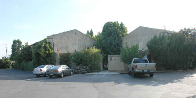 131 Rose Ct in Campbell, CA - Foto de edificio - Building Photo