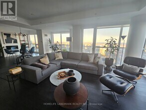 88 Scott St in Toronto, ON - Building Photo - Building Photo