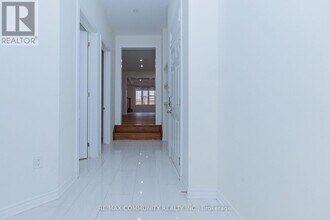 51 Cisco Dr in Whitby, ON - Building Photo - Building Photo