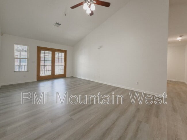 320 N 500 W in Bountiful, UT - Building Photo - Building Photo