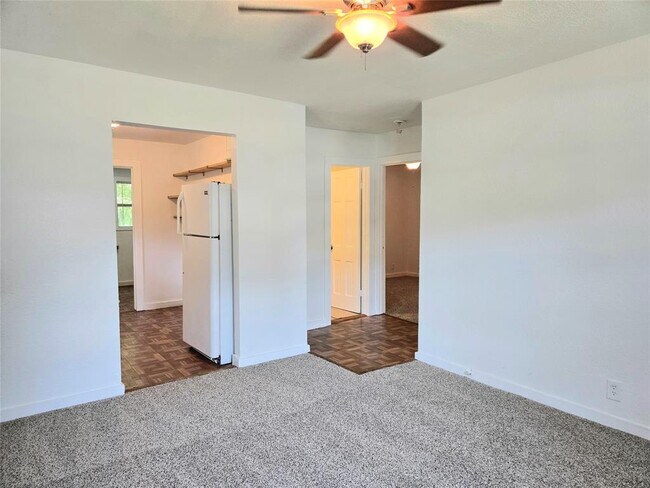 5505 Harold Ct in Austin, TX - Building Photo - Building Photo