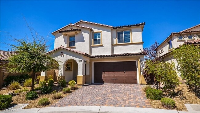 property at 685 Catalina Aisle St