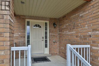 1398 Hunter St in Innisfil, ON - Building Photo - Building Photo