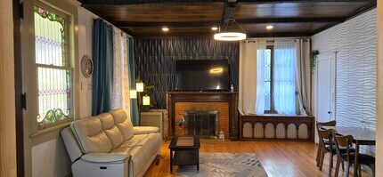 1718 Capouse Ave, Unit 102 in Scranton, PA - Foto de edificio - Building Photo