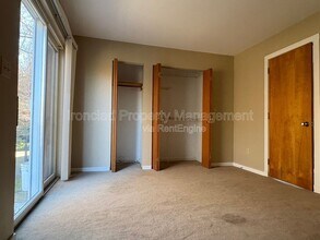 278 Chamberlain Rd in Middletown, CT - Foto de edificio - Building Photo