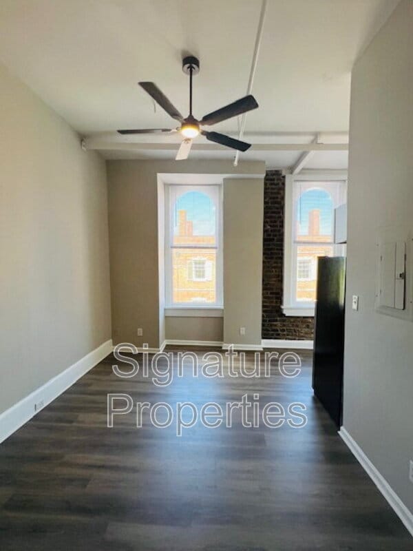 property at 22 Bollingbrook St