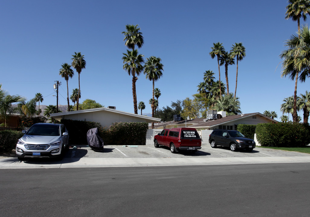 74155 Larrea St in Palm Desert, CA - Building Photo