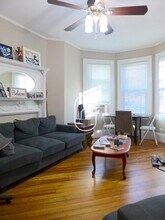 3 Parker Hill Ter, Unit 1 in Boston, MA - Foto de edificio - Building Photo