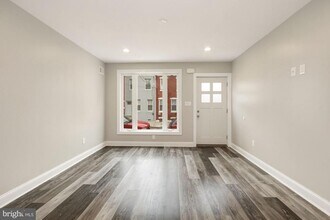 2439 Jasper St in Philadelphia, PA - Building Photo - Building Photo