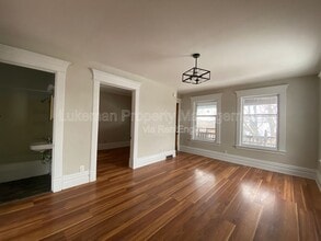 743 Academy St in Kalamazoo, MI - Building Photo - Building Photo