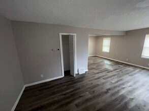 20412 Steel St in Detroit, MI - Building Photo - Building Photo