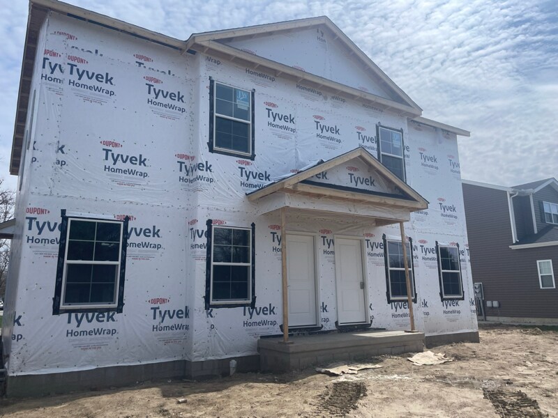 1221 Fox St in Findlay, OH - Building Photo