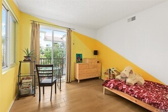 330 Cordova St, Unit 330 in Pasadena, CA - Building Photo - Building Photo