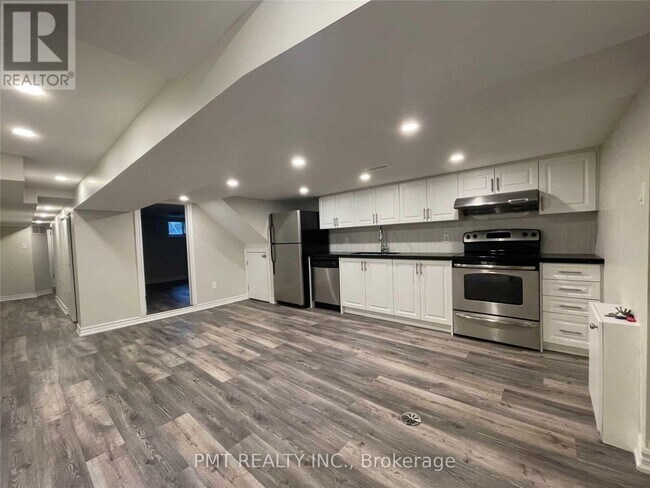 449 Concord Ave in Toronto, ON - Building Photo - Building Photo